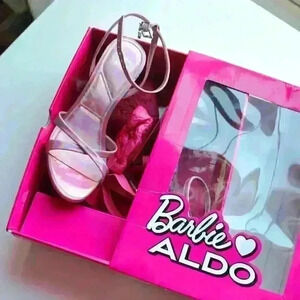 Barbie x Aldo Strap Heels Heart Size 8 NWT
